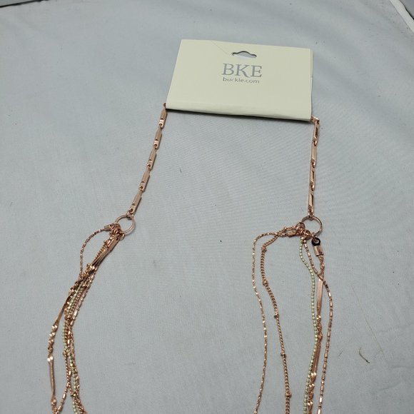 BKE 5 layered necklace rose gold chain- cream color beads - Picture 8 of 8